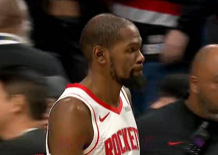 火箭连败开拓者，杜兰特总得分超越张伯伦，小贾三分球砸歪篮筐